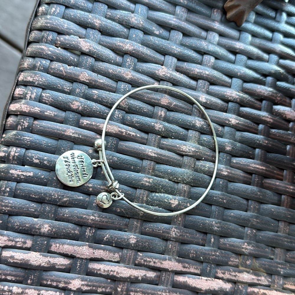 Silver Charm Bangle Bracelet, “If friends were flowers”, adjust, costume, used - Picture 4 of 5
